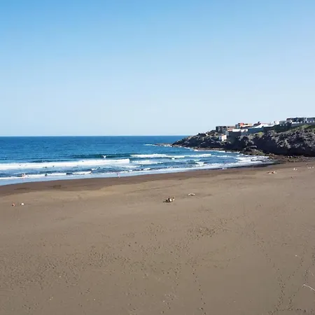 Harmony Beach House - 2br Sea Views Terrace Ferienhaus Telde